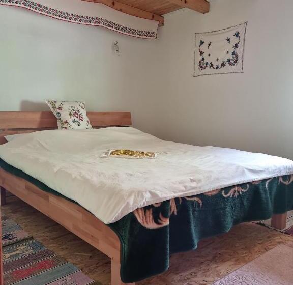 تختخواب و صبحانه Kapija Lukomira