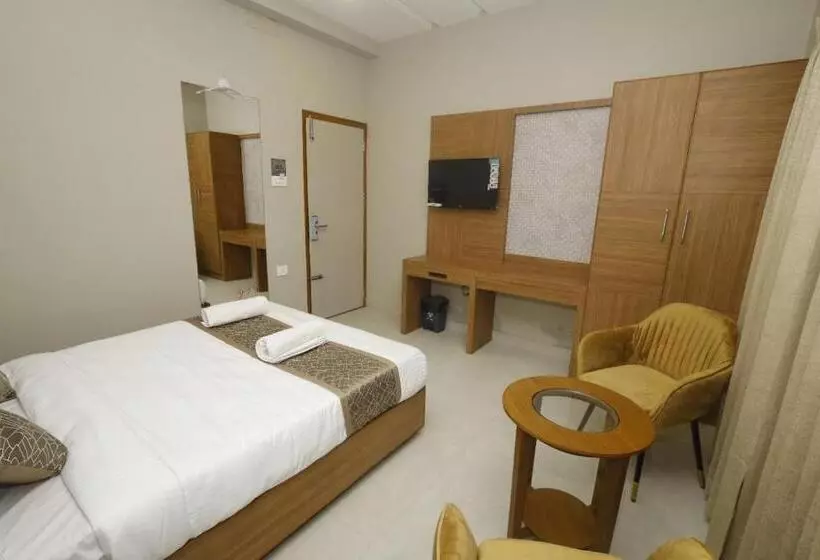 Hotelli Grand Courtyard Business