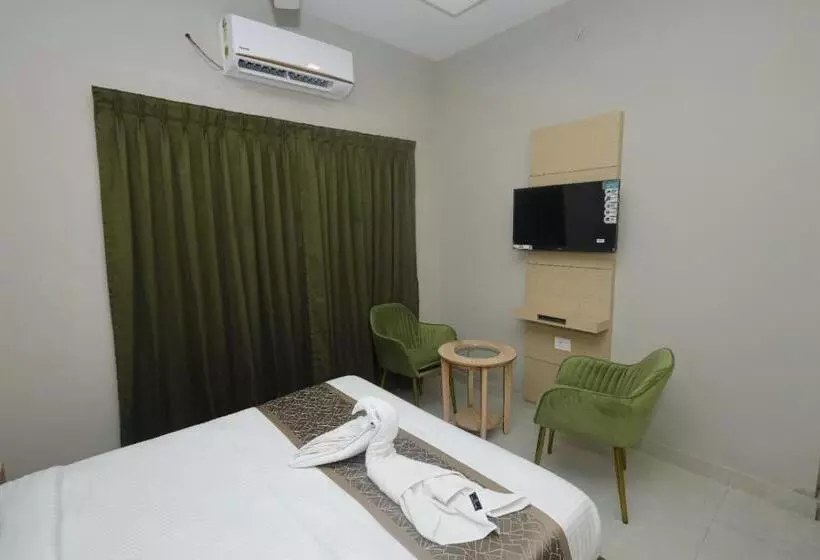 Hotelli Grand Courtyard Business