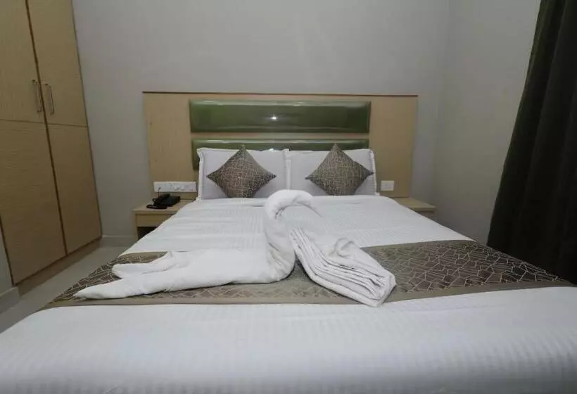 Hotelli Grand Courtyard Business