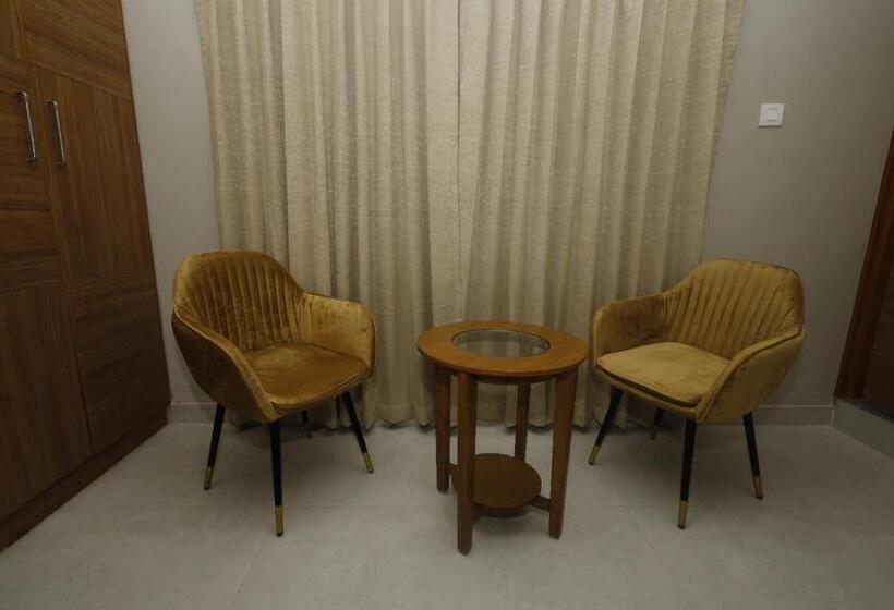 酒店 Grand Courtyard Business