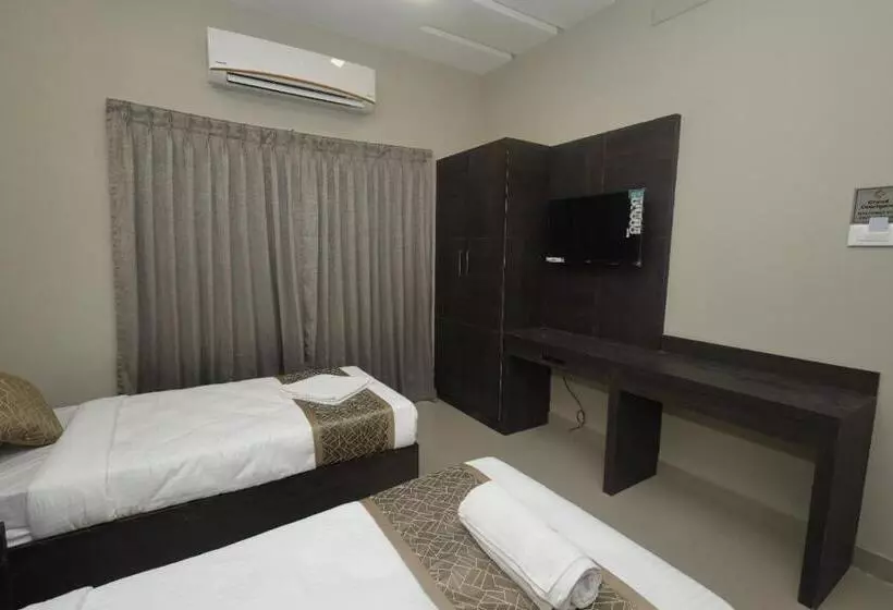 Hotelli Grand Courtyard Business