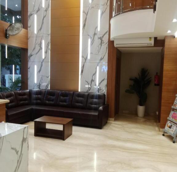 酒店 Grand Courtyard Business