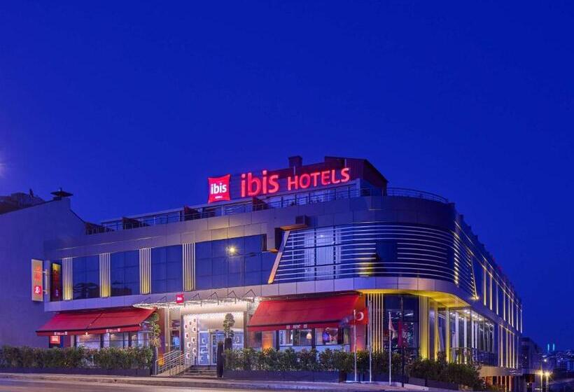 בית מלון כפרי Ibis Istanbul Airport