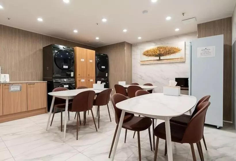 ホテル Jecheon Hound