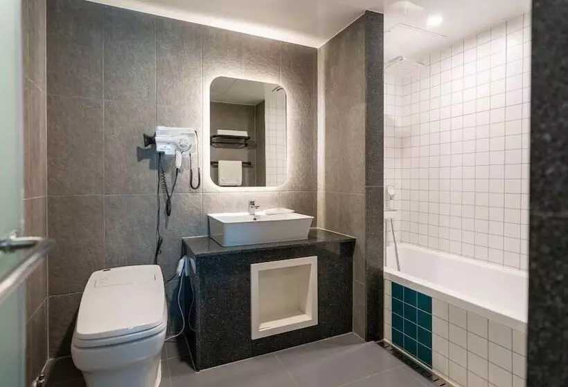 ホテル Jecheon Hound