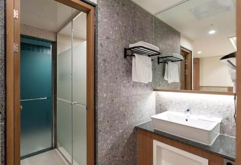 ホテル Jecheon Hound