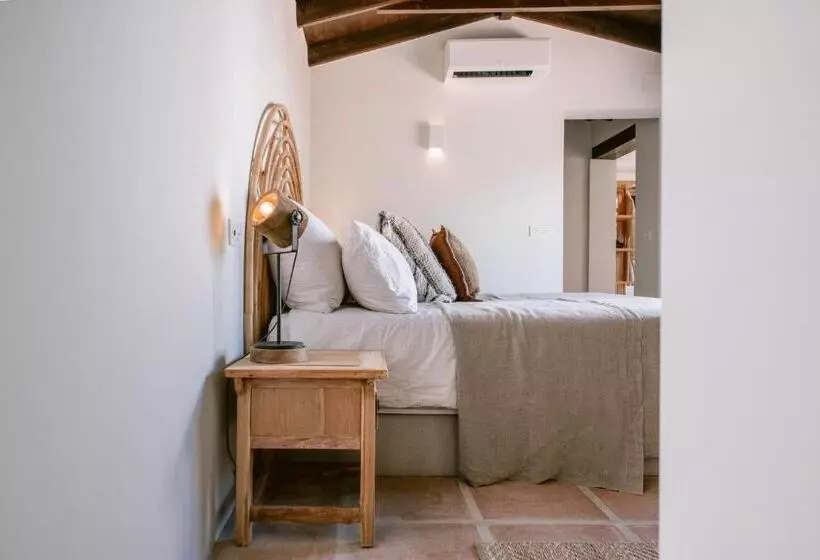 Hotelli San Roque Suites De Monda