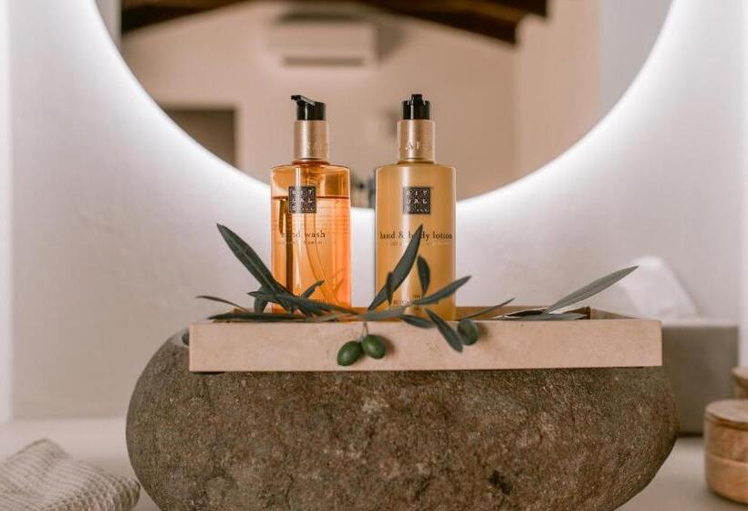 Отель San Roque Suites De Monda