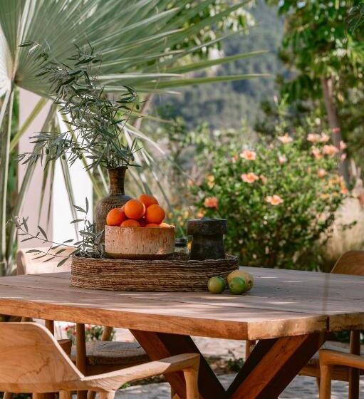 Отель San Roque Suites De Monda