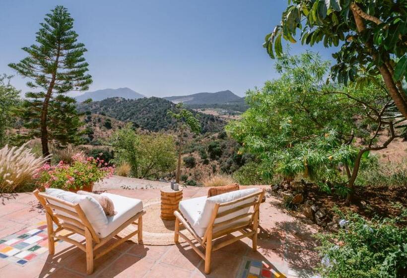 Отель San Roque Suites De Monda