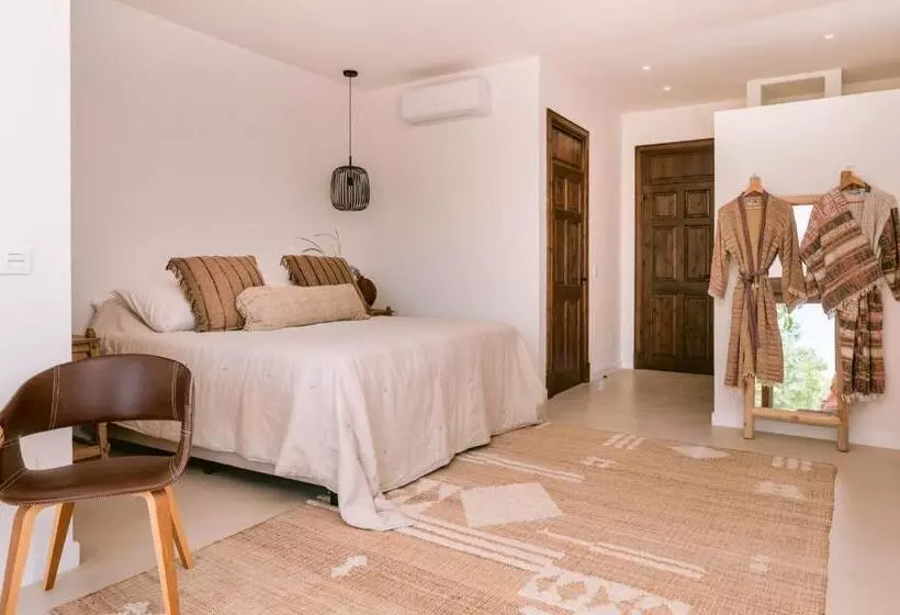 Hotelli San Roque Suites De Monda