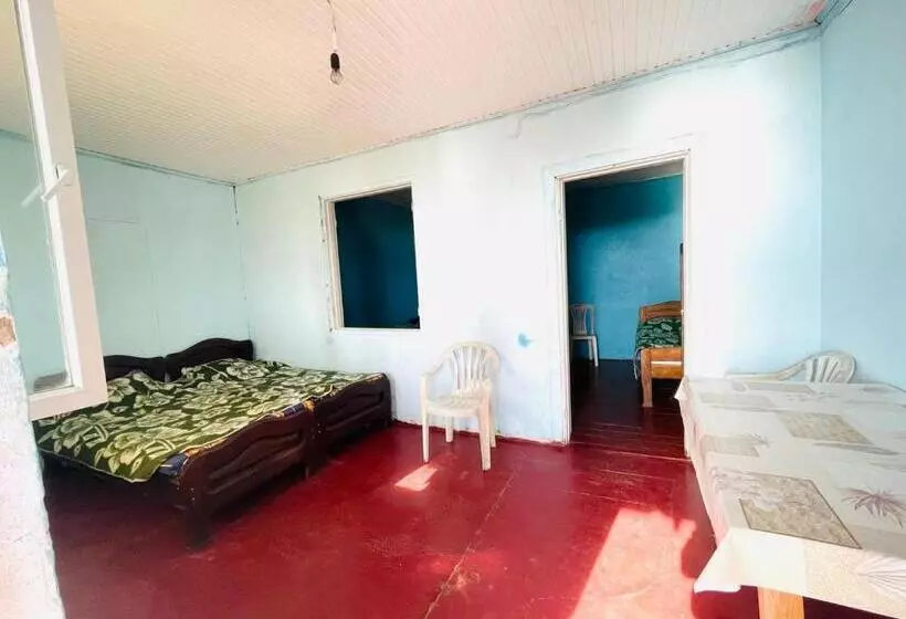 پانسیون Guesthouse   Loni
