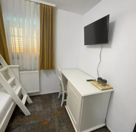 Pensiunea Alexolar New One