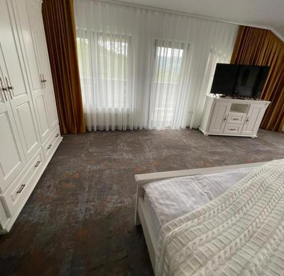 Pensiunea Alexolar New One