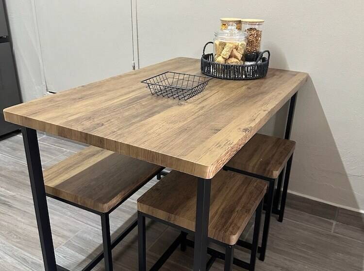 ベッドアンドブレックファースト Seven Olives