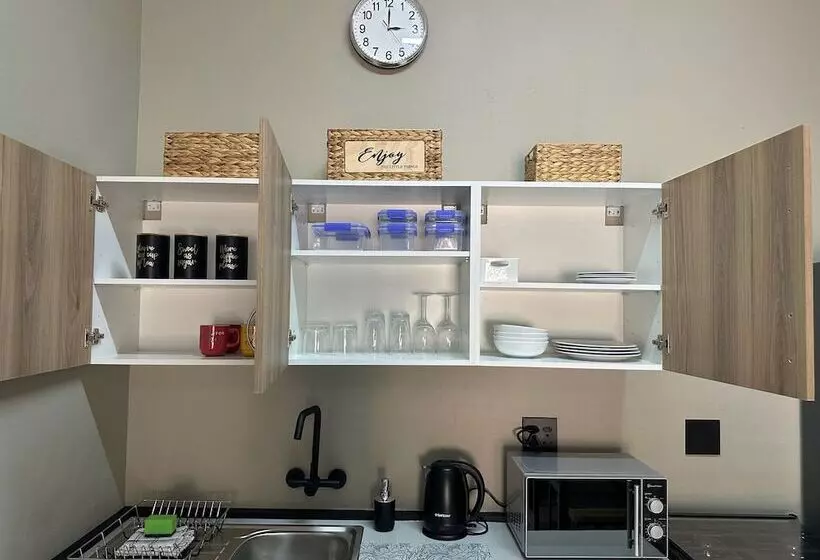 ベッドアンドブレックファースト Seven Olives