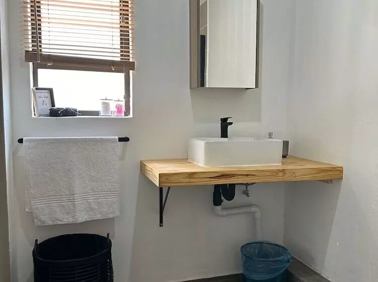 ベッドアンドブレックファースト Seven Olives