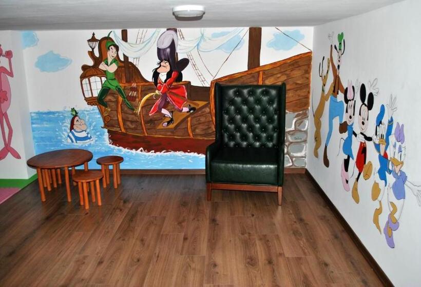 فندق Boutique Vila Fidani