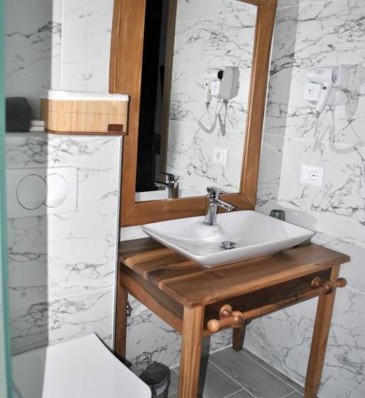 فندق Boutique Vila Fidani