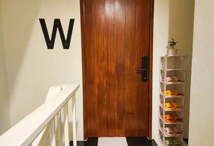 Noir Cafe And Hostel Chinatown Bangkok