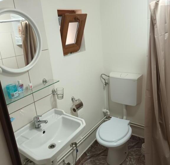 Majatalo Camera Con Bagno