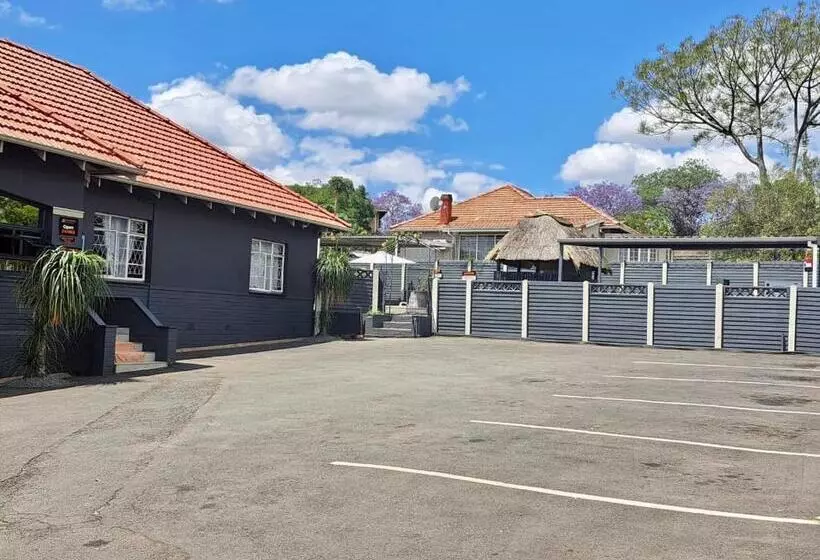 Majatalo Mino Guest House