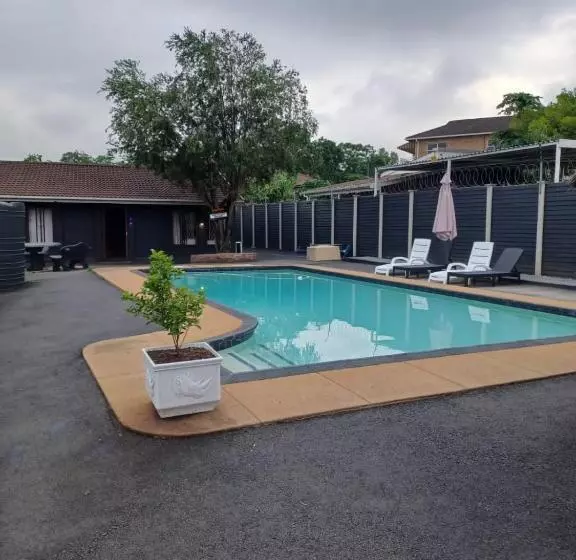 Majatalo Mino Guest House