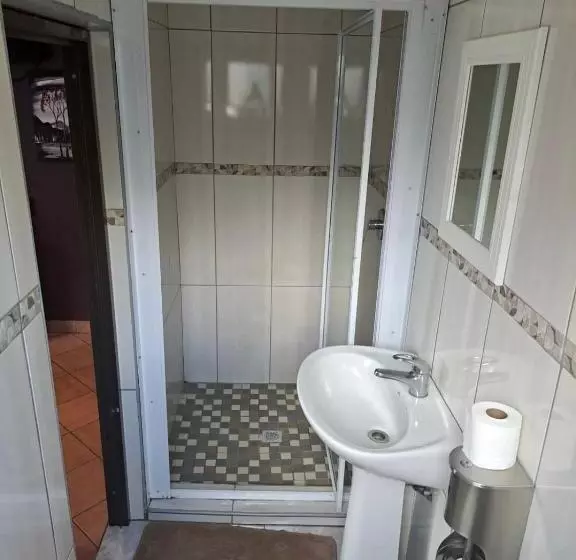 Majatalo Mino Guest House