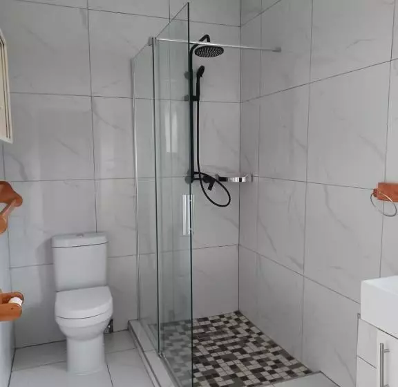 Majatalo Mino Guest House