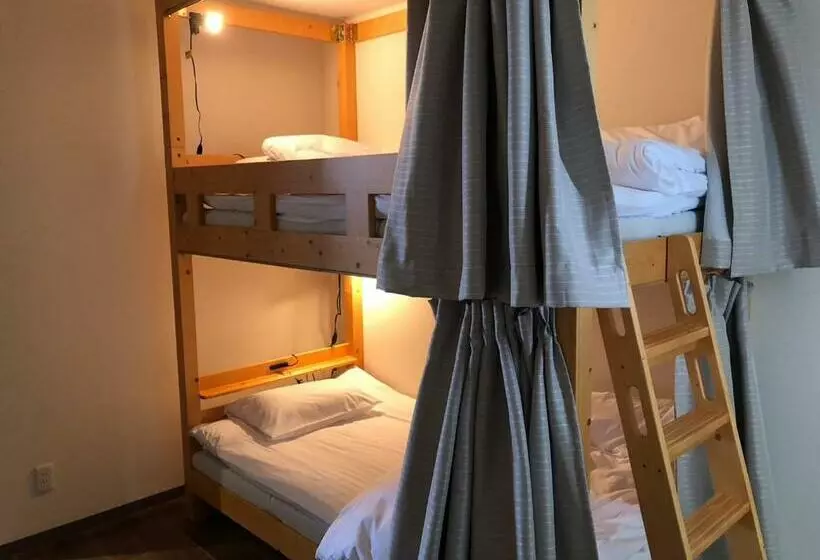 ユースホステル Swell