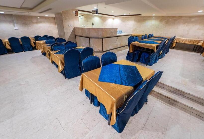 فندق Al Barakah Mawaddah