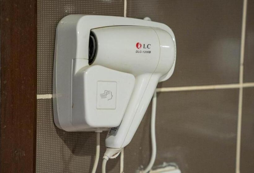 فندق Al Barakah Mawaddah