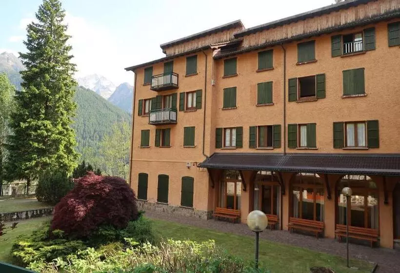 Hotelli Villa Luzzago