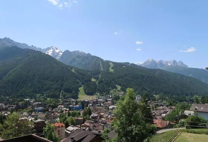 Hotelli Villa Luzzago