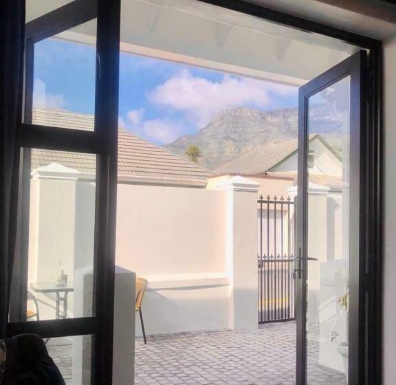 Pensione 18 On Faure