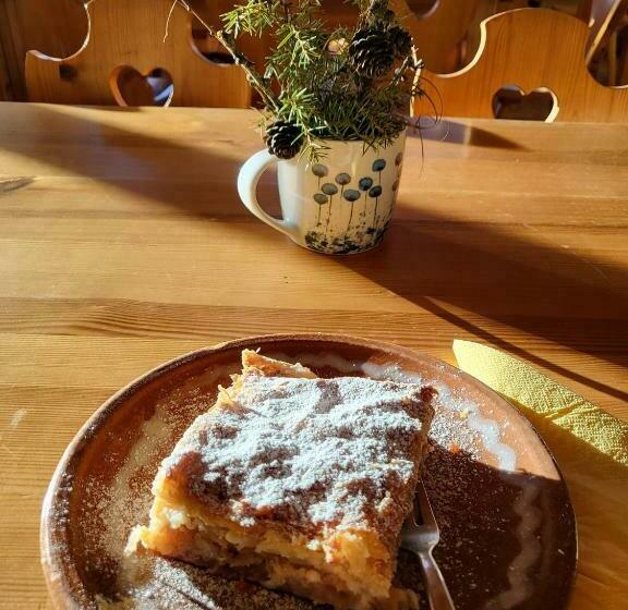 هاستل Valvasorjev Dom Pod Stolom