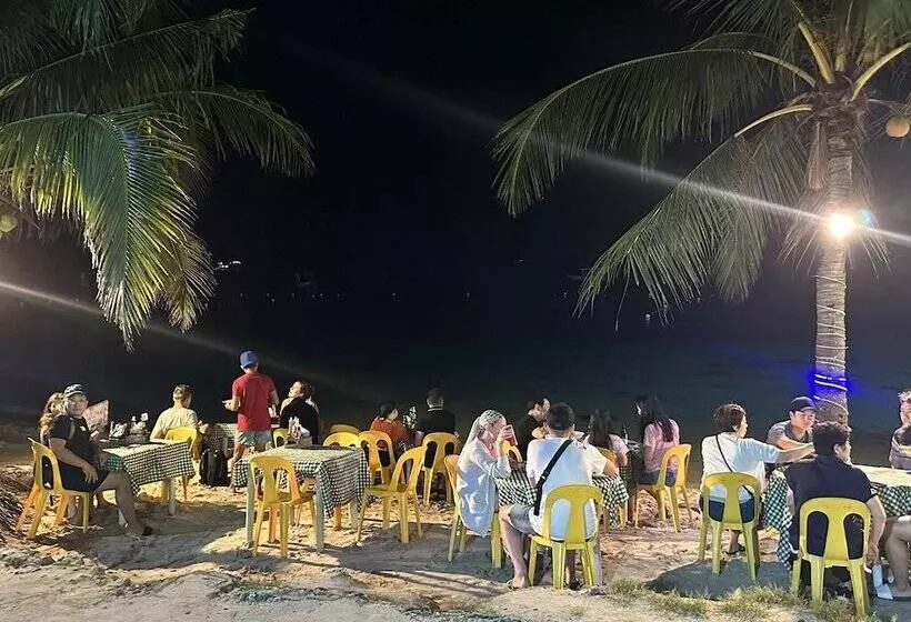 Birdwatchers Beachfront Hotel Panglao