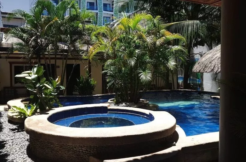 Birdwatchers Beachfront Hotel Panglao