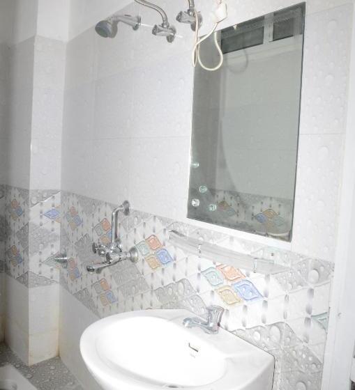 Dev Hotel Mansarovar