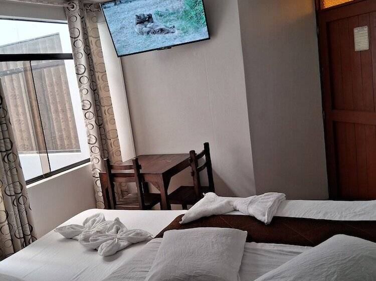 בית מלון כפרי Las Artes Inn