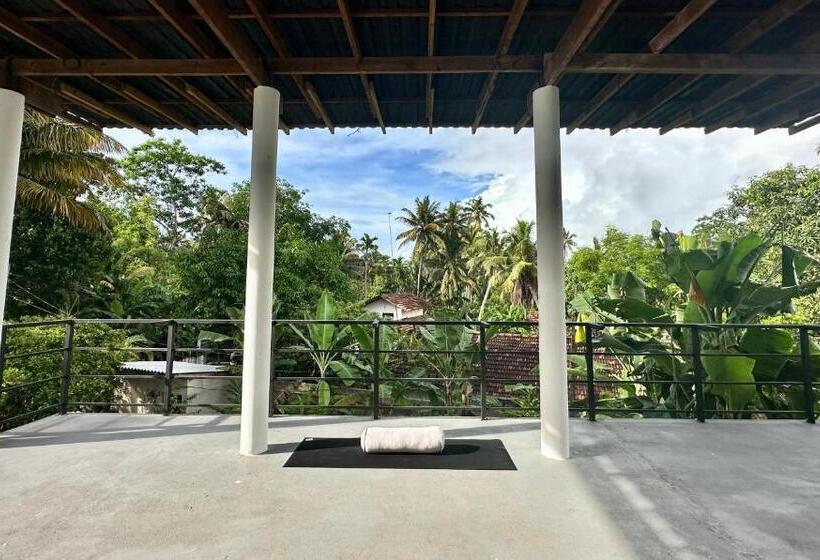 فندق صغير The Well