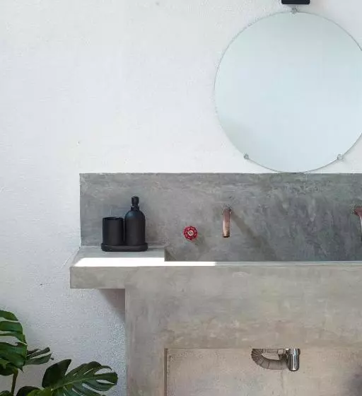 Retkeilymaja The Well