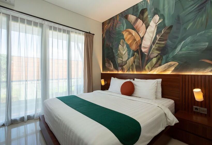 هتل Cove Ransha Stay