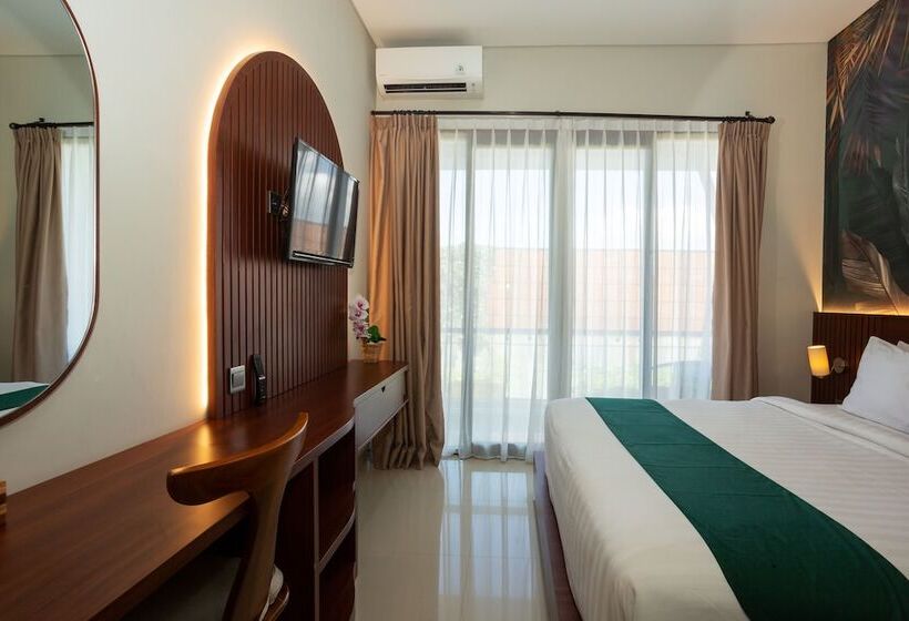 هتل Cove Ransha Stay