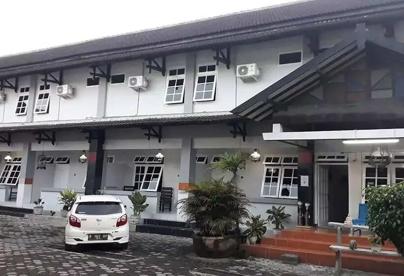 Hôtel Merak Indah