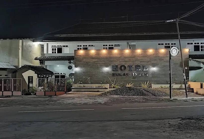 Hotel Merak Indah