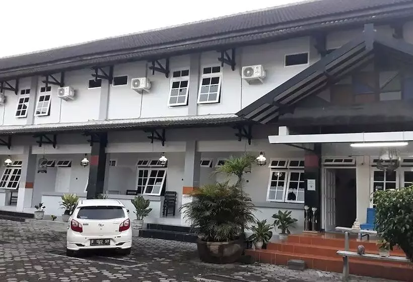 Hôtel Merak Indah