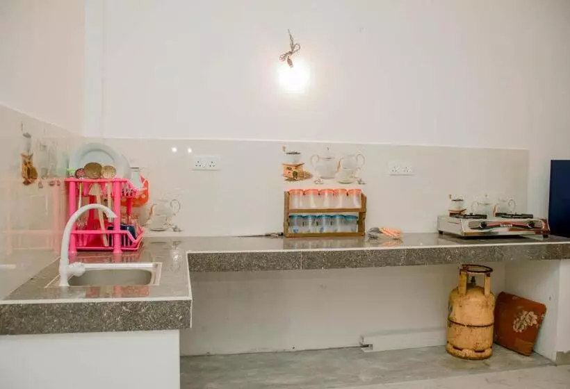 Majatalo Navodya Guest Mirissa