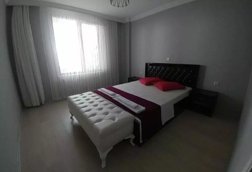 özdemi̇r Sui̇t